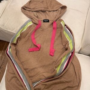 Fate Women's set with Pink and Green Stripes